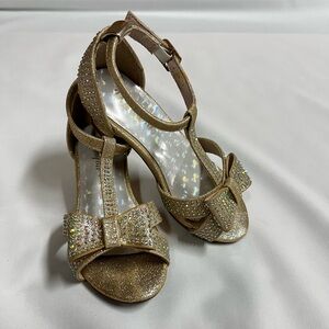 Walofou Elegant Champagne Girls Rhinestoned Buckle Low Heel Dress Shoe